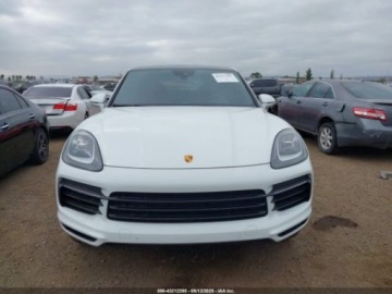 Porsche Cayenne III 2022 Porsche Cayenne Coupe Platinum Edition 2022 3.0l 3.0 Benzyna 335KM, zdjęcie 7