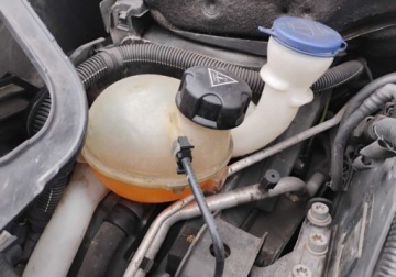 Citroen C3 II 2014 Citroen C3 2014r, 1.4 HDI. Lekko przetarty prawy bok. Jezdzi. 1.4 Diesel, zdjęcie 19