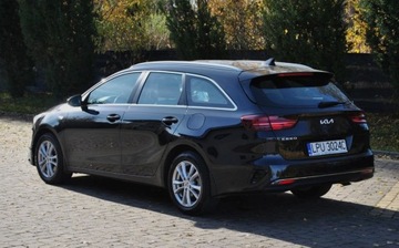 Kia Ceed III Kombi Facelifting 1.5 T-GDI 160KM 2023 Kia Ceed GWARANCJA, 2023r, 1.5 Benzyna 160KM, Automat, Niski przebieg, zdjęcie 3