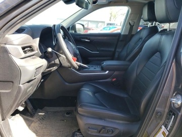 Toyota Highlander III 2022 Toyota Highlander TOYOTA HIGHLANDER HYBRID XLE..., zdjęcie 7