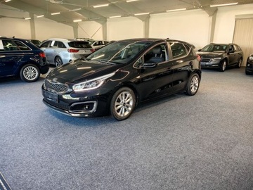 Kia Ceed II Hatchback 5d Facelifting 1.6 GDI 135KM 2018 Kia Ceed 1.6 benzyna, Nawi, Kamera, Serwis