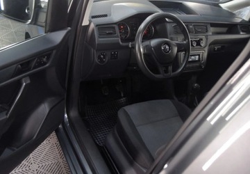 Volkswagen Caddy IV Kombi Maxi 2.0 TDI SCR BlueMotion Technology 102KM 2017 Volkswagen Caddy Caddy _ Faktura VAT 23 2.0 Diesel 102KM, zdjęcie 4
