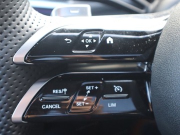 Mercedes GLC C254/X254 Coupe 2.0 220d 197KM 2025 MERCEDES-BENZ GLC 220 d 4-Matic AMG Line 2.0 (197KM) 2025, zdjęcie 7