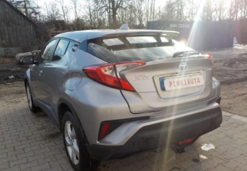 Toyota C-HR I Crossover 1.8 Hybrid 122KM 2018 Toyota C-HR Okazja 1.8 Hybryda 122KM, zdjęcie 12