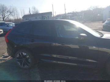 Volvo XC60 II 2026 Volvo XC 60 b5 plus, 2026r., 4x4, 2.0L 2.0 Benzyna 247KM, zdjęcie 4