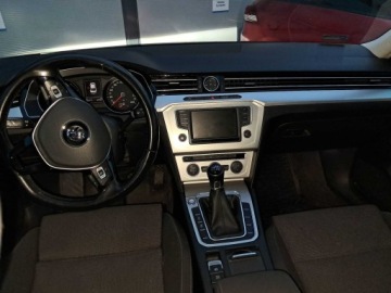Volkswagen Passat B8 Limousine 1.8 TSI BlueMotion Technology 180KM 2016 VW Passat 1.8 TSI, Salon Polska, Navi, Klima, zdjęcie 1