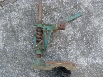 Двухстоечные сверлильные патроны для дрелей.