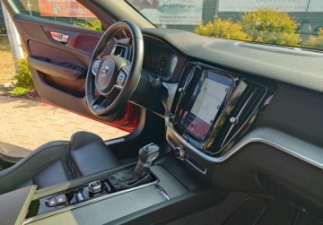 Volvo S60 III Sedan 2.0 T5 250KM 2019 Volvo S60 Salon PL 78 tys. km Pelny serwis POLESTAR HAIKO Gwarancja, zdjęcie 21
