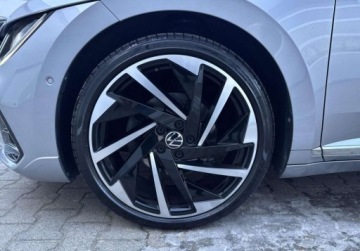 Volkswagen Arteon Fastback Facelifting 2.0 TDI 200KM 2022 Volkswagen Arteon Shooting Brake R-Line 2.0TDI 200KM DSG 4Motion Hak Panor, zdjęcie 34