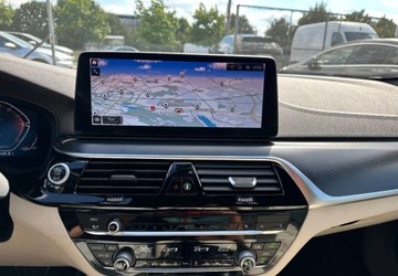 BMW Seria 5 G30-G31 2021 BMW Seria 5 BMW 530d G30 LCI Lift M-Pakiet Diesel 3.0 Diesel 258KM, zdjęcie 15