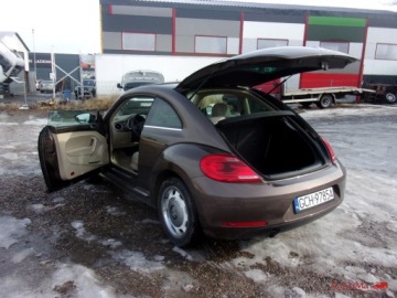 Volkswagen Beetle Hatchback 3d 1.2 TSI 105KM 2014 Volkswagen Beetle Automat 1,2 b zarejestrowany w PL 1.2 Benzyna 105KM, zdjęcie 11