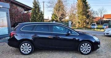 Opel Astra J Sports Tourer 1.4 Turbo ECOTEC 140KM 2011 Opel Astra BENZYNA navi GRZANA KIEROWNICA grzane fotele super okazja, zdjęcie 9