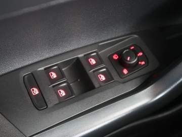 Volkswagen Polo VI Hatchback 5d 1.0 TSI 95KM 2020 VW Polo 1.0 TSI, Klima, Tempomat, Parktronic, zdjęcie 15