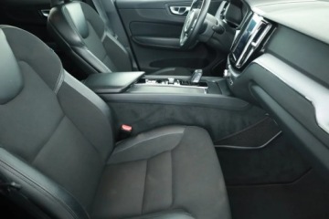 Volvo XC60 II 2020 Volvo XC60 B4 AWD, Salon Polska, 194 KM, 4X4, zdjęcie 6