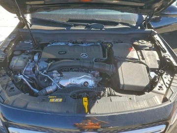 Mercedes GLB 2023 Mercedes-Benz GLB 250 2023 2.0L 2.0 Benzyna 221KM, zdjęcie 6