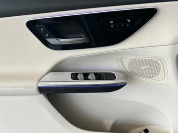 Mercedes GLC C254/X254 Coupe 2.0 200 204KM 2026 GLC Coupe 200 4-Matic Avantgarde 2.0 (204KM) 2026, zdjęcie 9