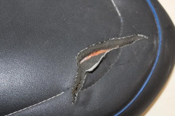 YAMAHA YZF R1 RN01 ПЕРЕДНЕЕ ВОДИТЕЛЬСКОЕ СИДЕНЬЕ