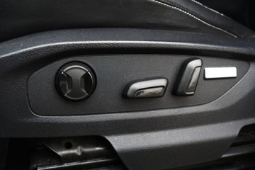 Volkswagen Amarok I Pick Up Double Cab Facelifting 3.0 TDI 258KM 2019 Volkswagen Amarok Bezwypadek salonPL HAK 4Mot. 3.0 V6 Kamera Tempoma, zdjęcie 14