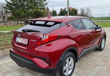Toyota C-HR I Crossover 1.8 Hybrid 122KM 2018 Toyota C-HR Toyota C-HR 1.8 Hybryda 122KM, zdjęcie 12