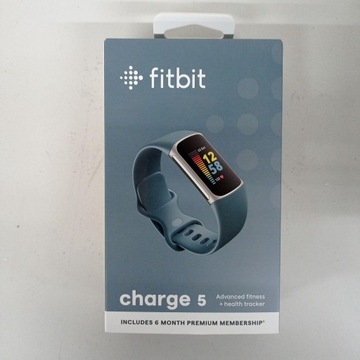 Смарт-браслет Fitbit Charge 5 синего цвета с Bluetooth и GPS