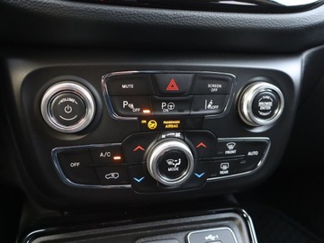Jeep Compass II SUV Facelifting 1.3 GSE T4 150KM 2021 Jeep Compass 1.3 T-GDI, Salon Polska, zdjęcie 11