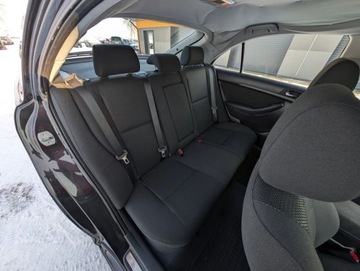 Toyota Avensis II Sedan 1.8 VVT-i 129KM 2004 Toyota Avensis 1.8 VVTI LPG Klima Tempomat Serwis Gwarancja 1.8 129KM, zdjęcie 31