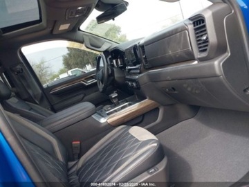 Chevrolet Silverado II 2023 Chevrolet Silverado 2023r., 1500 RST, od ubezpieczalni 5.3 Benzyna 355KM, zdjęcie 8