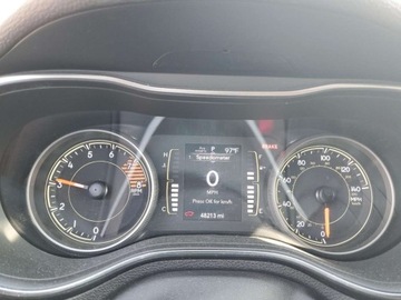 Jeep Cherokee V 2022 Jeep Cherokee Latitude 2022 3.2l 3.2 Benzyna 271KM, zdjęcie 9