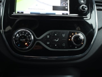 Renault Captur I Crossover 1.2 ENERGY TCe 118KM 2016 Renault Captur 1.2 TCe, Salon Polska, zdjęcie 12