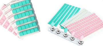 Фиксация искусственного ногтя с помощью резиновых наклеек на кончиках ногтей Pink.