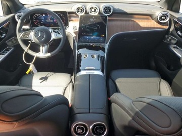 Mercedes GLC C254/X254 2025 Mercedes-Benz GLC 300 2025 2.0l 2.0 Benzyna 255KM, zdjęcie 8