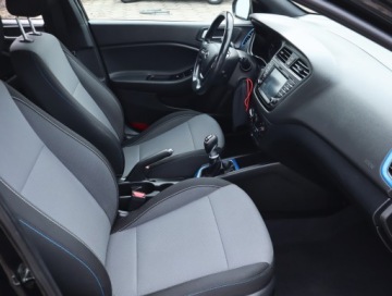 Hyundai i20 II Hatchback 5d 1.0 T-GDI 100KM 2017 Hyundai i20 1.0 T-GDI, Navi, Klima, Tempomat, zdjęcie 8