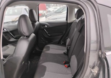 Citroen C3 II 2014 Citroen C3 2014r, 1.4 HDI. Lekko przetarty prawy bok. Jezdzi. 1.4 Diesel, zdjęcie 8