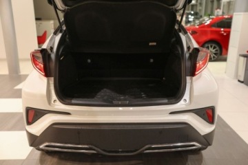 Toyota C-HR I Crossover Facelifting 2.0 Hybrid Dynamic Force 184KM 2022 Toyota C-HR 2.0 Hybrid Style 2.0 Hybryda 184KM, zdjęcie 10