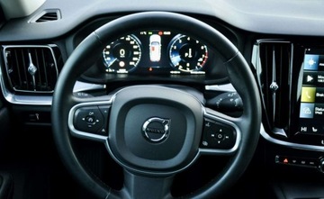 Volvo V60 II  2021 Volvo V60 Volvo V60 B3 B Geartronic Momentum Pro 2.0 Benzyna 163KM, zdjęcie 23