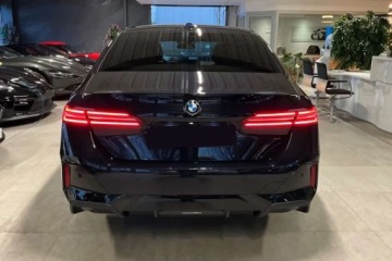 BMW Seria 5 G90-91 2026 BMW Seria 5 520i M sport Dowolna Konfiguracja Harman Kardon Duzy Rabat, zdjęcie 6