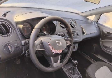 Seat Ibiza IV Hatchback 5d Facelifting 1.2 TDI CR 75KM 2014 Seat Ibiza 2014r, 1.2 TDI. Uszkodzony przod. 1.2 Diesel 75KM, zdjęcie 5