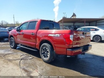 Nissan Titan 2019 Nissan Titan 2019 Nissan Titan 4x4 Crew Cab PRO-4X 5.6 Benzyna 390KM, zdjęcie 3