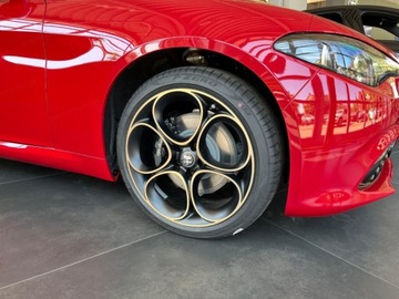 Alfa Romeo Giulia II Sedan Facelifting 2023 2.0 GME Turbo 280KM 2025 ALFA ROMEO Giulia Intensa Q4 Sedan 2.0 (280KM) 2025, zdjęcie 12