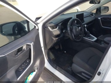 Toyota RAV4 V 2025 Toyota RAV4 2025 TOYOTA RAV4 HYBRID LE 2.5 Hybryda 176KM, zdjęcie 11