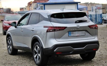 Nissan Qashqai III Crossover 1.3 DIG-T MHEV 140KM 2023 Nissan Qashqai Bezwypadkowy Jak NOWY Wyposazony 1.3 Benzyna 140KM, zdjęcie 9