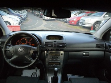 Toyota Avensis I Kombi 1.8 129KM 2003 Toyota Avensis 1.8 bez rdzy i korozji bezwypadkowy, zdjęcie 17