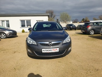 Opel Astra J Hatchback 5d 1.4 Turbo ECOTEC 120KM 2012 Opel Astra 1.4 120 Km Klima Elektryka Parktronik, zdjęcie 1