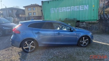 Volvo V40 II Cross Country D3 150KM 2015 Volvo V40 2.0d3 204KM bi xenon asyst.park Navi kamera panorama zamiana 1, zdjęcie 9