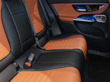 Mercedes GLC C254/X254 Coupe 2.0 300 258KM 2025 GLC Coupe 300 4-Matic AMG Line 2.0 (258KM) 2025, zdjęcie 11