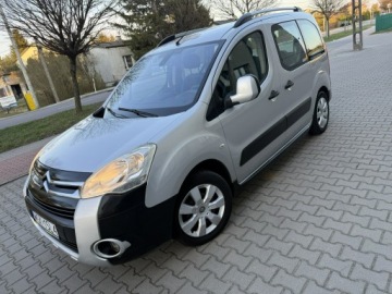 Citroen Berlingo I 1.6 16V 109KM 2009 Citroen Berlingo II 1.6B 2009e 109KM Klima Stary, zdjęcie 8