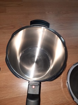 Скороварка Fissler Vitaquick 6л.