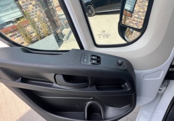 Fiat Ducato IV 2025 Fiat Ducato Automat Kamera 2025 rok 18500 km L4 H2 2.2 Diesel 180KM, zdjęcie 14