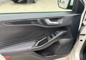 Ford Focus IV Hatchback 1.0 EcoBoost 125KM 2021 Ford Focus 1.0 ecoboost 125 KM 6MT ST-Line pakiet Parking, Winter Benzyna, zdjęcie 14