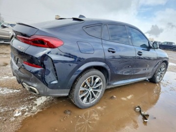 BMW X6 G06 2020 BMW X6 M50I 2020 4.4 Benzyna 523KM, zdjęcie 3